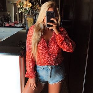 🆕 NWT billabong Starry nights red white spotted long sleeve top